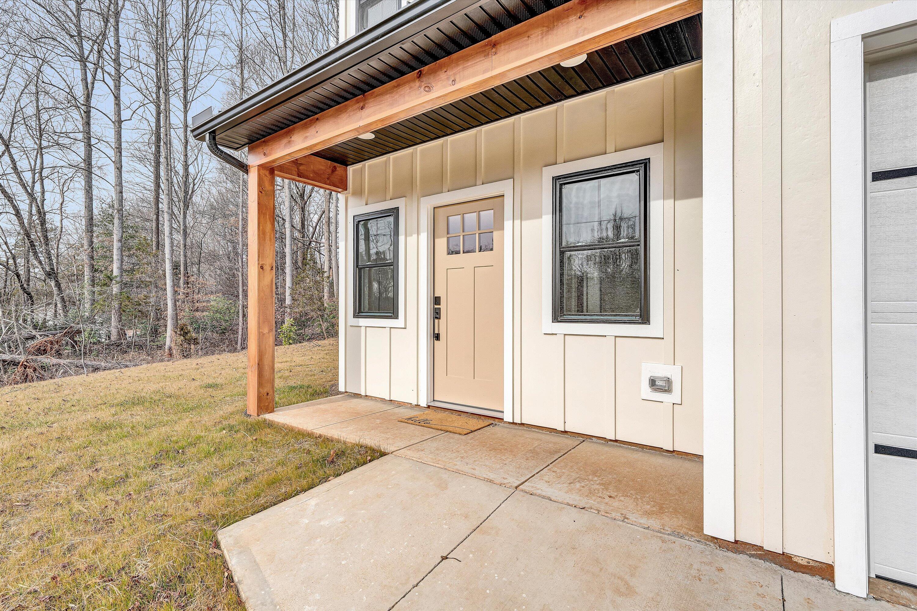 300 Anderson Street Rocky Mount, VA 24151 - Photo 4 of 40 300 Anderson Street