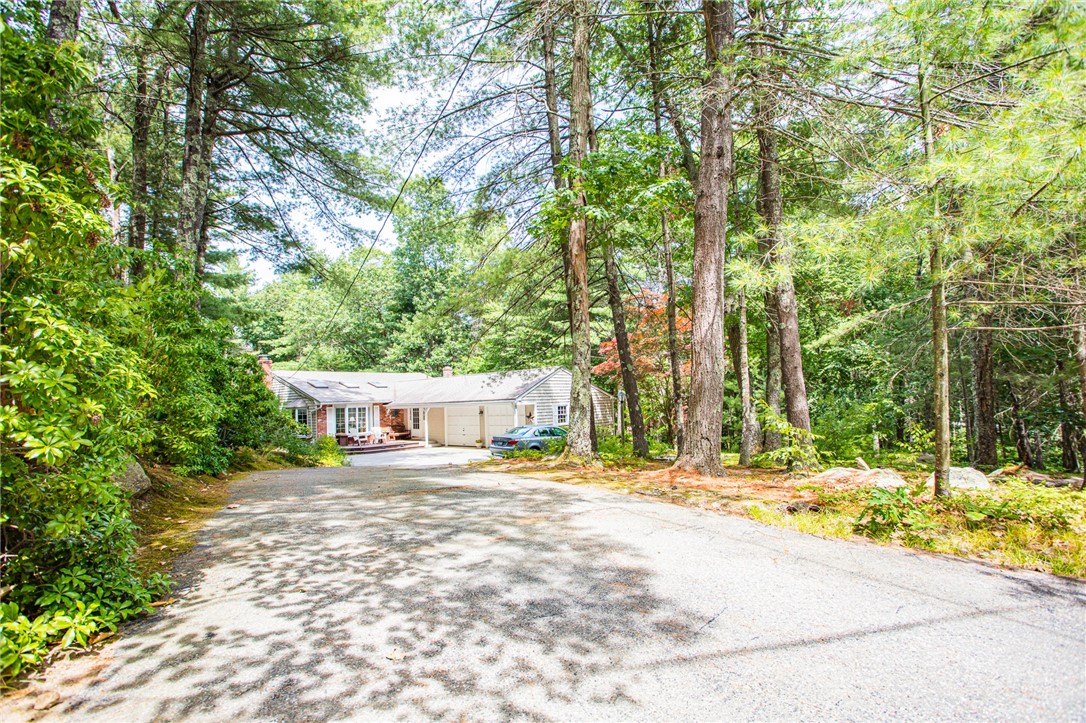 24 Sprucebrook Road Scituate, RI 02857 - Photo 4 of 41
