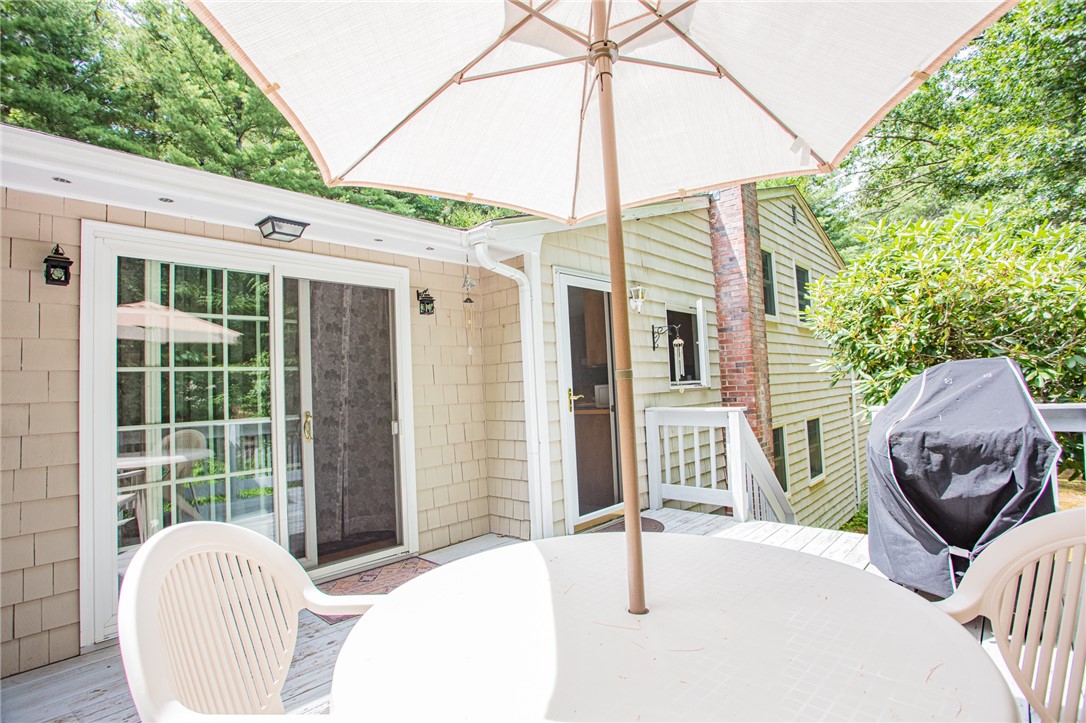 24 Sprucebrook Road Scituate, RI 02857 - Photo 8 of 41