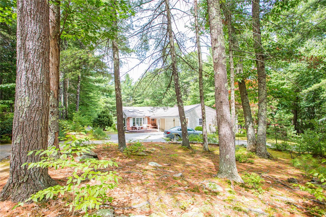 24 Sprucebrook Road Scituate, RI 02857 - Photo 9 of 41