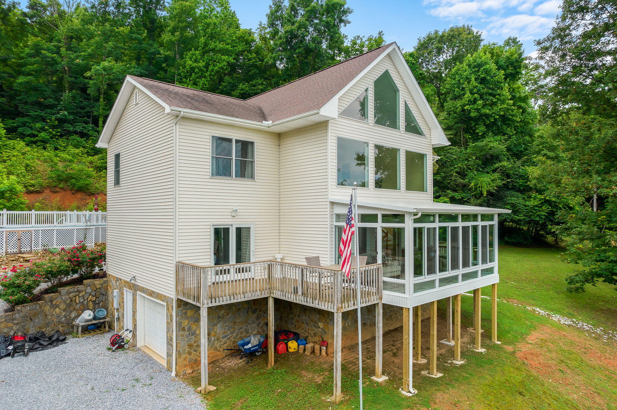 284 White Sands Road Greeneville, TN 37743 - Photo 4 of 54 2-web-or-mls-White Sands 1