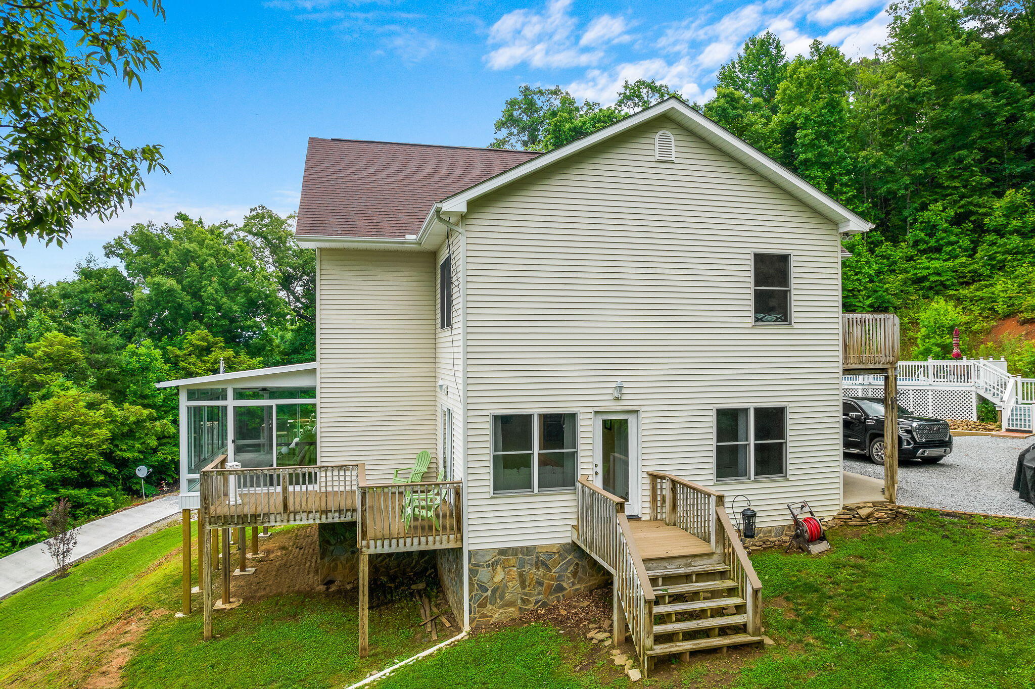 284 White Sands Road Greeneville, TN 37743 - Photo 7 of 54 9-web-or-mls-White Sands 10