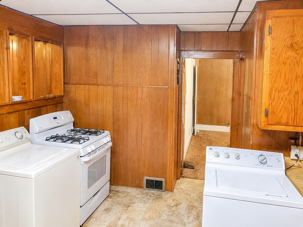 25 Sherwin Street, Unit 1 Ware, MA 01082 - Photo 2 of 4