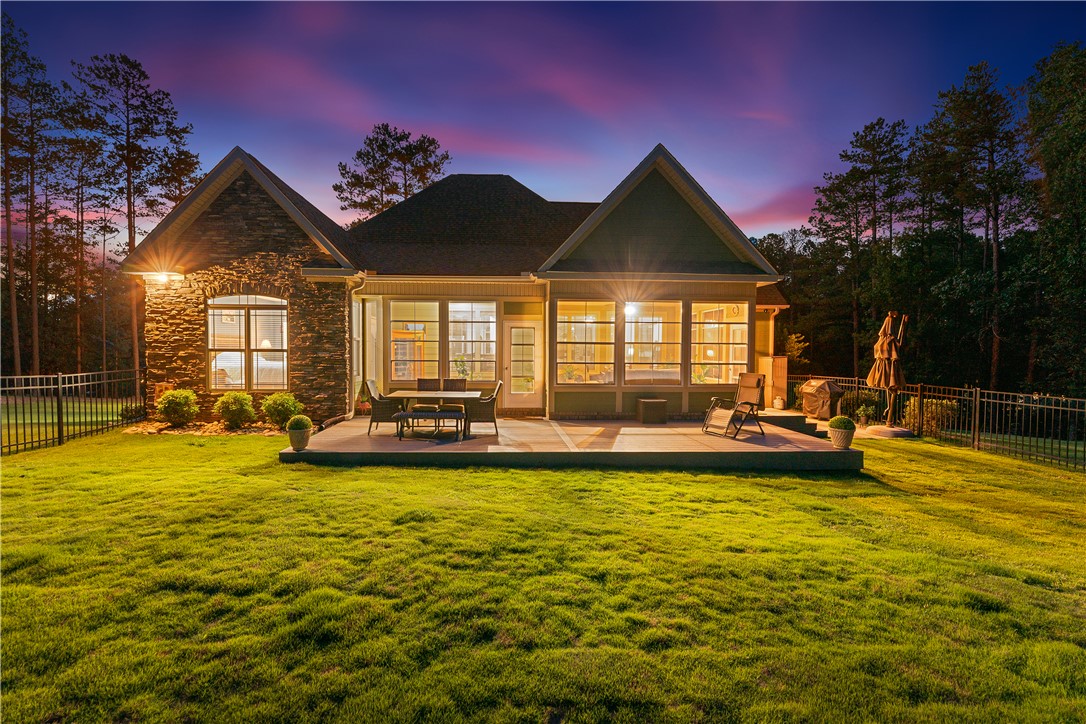 806 Gateview Court Seneca, SC 29672 - Photo 3 of 49 Gallery Image 3