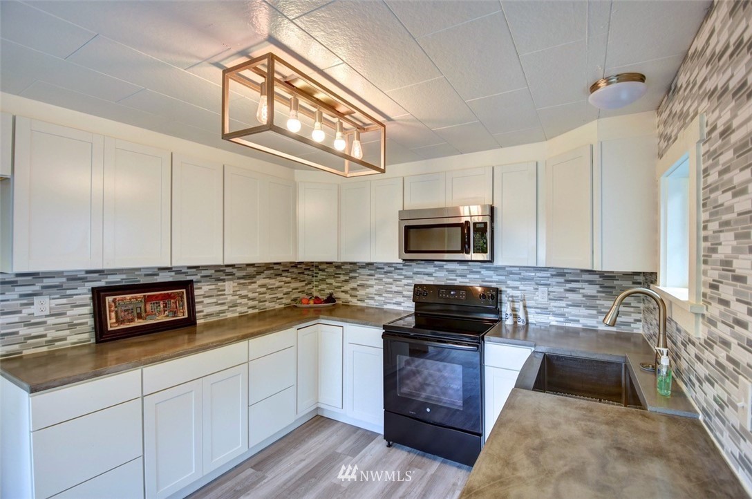 400 North Summit Road McCleary, WA 98557 - Photo 5 of 24 Gallery Image 5