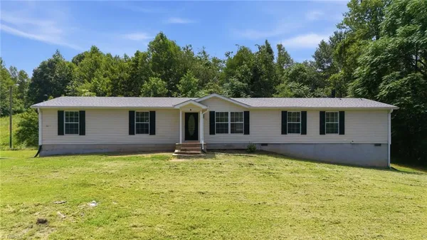 $285,000 | 1200 Blue Ridge Lane, Sandy Ridge, NC 27046