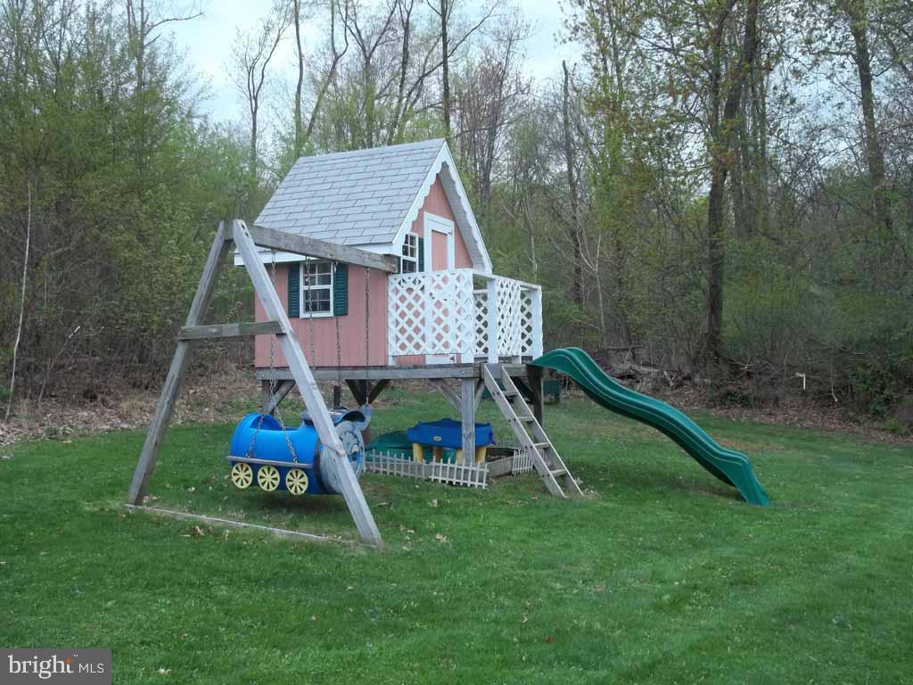 125 Mountain Road Denver, PA 17517 - Photo 21 of 23