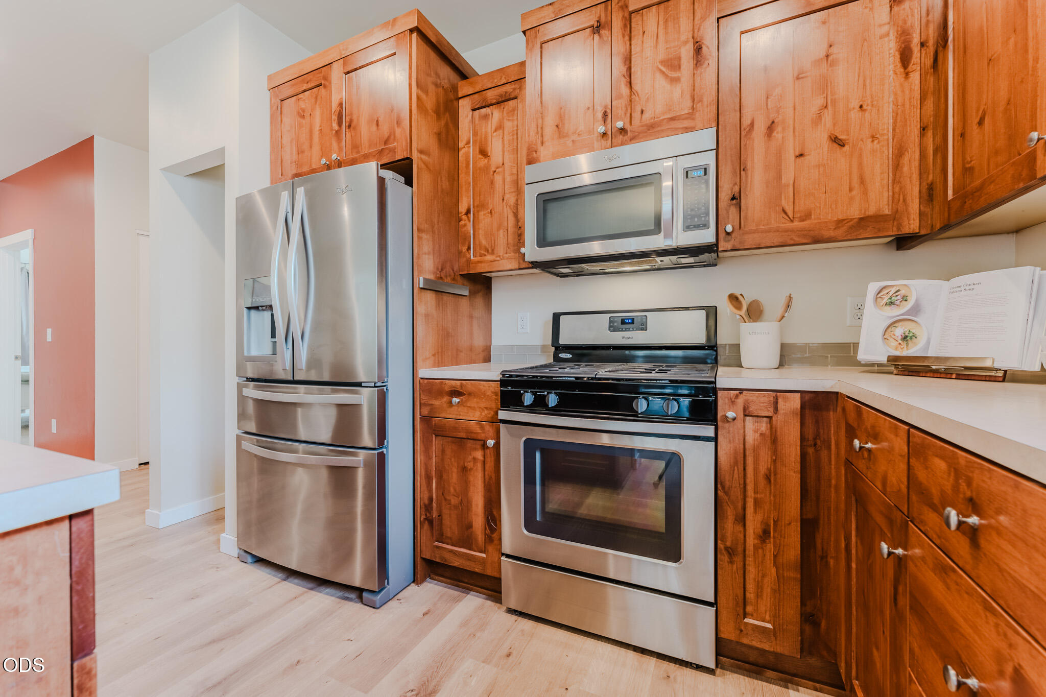 640 Southeast Reed Market Road Bend, OR 97702 - Photo 14 of 46 Gallery Image 14