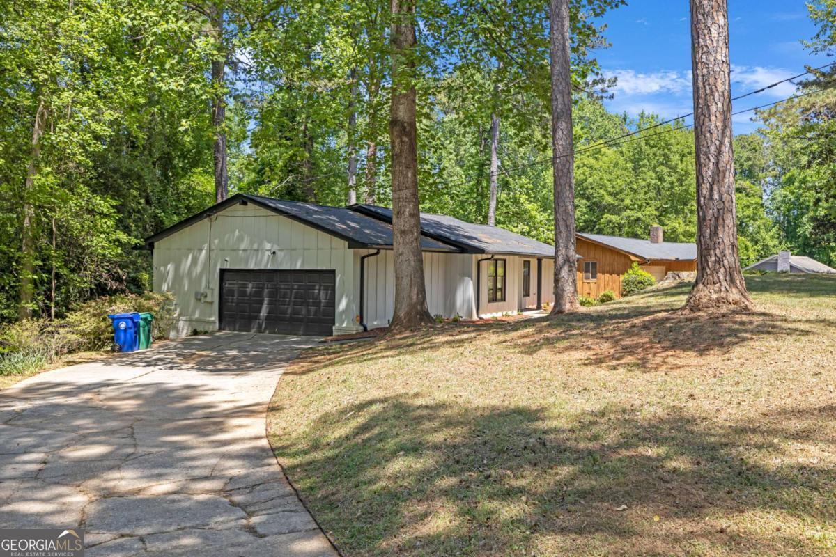 3352 Idle Creek Way Decatur, GA 30034 - Photo 3 of 20