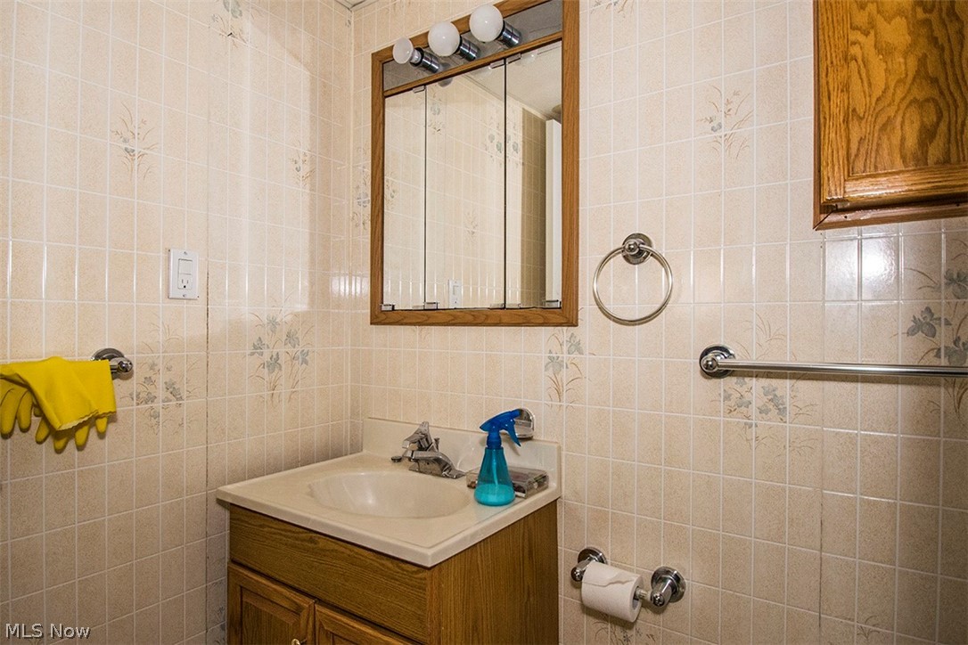 4367 Valleyside Road Cleveland, OH 44135 - Photo 18 of 21 Gallery Image 18