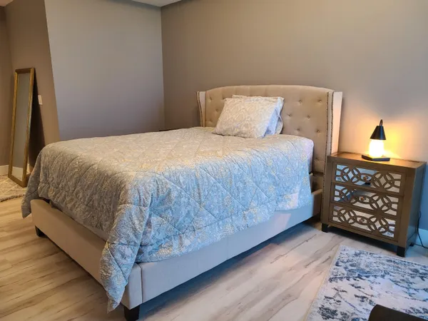 $400,000 | 335 Bridge Street Northwest, Unit 1005, Grand Rapids, MI 49504