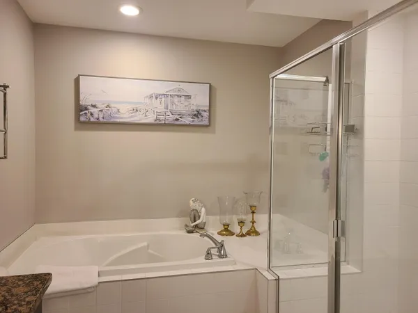 $400,000 | 335 Bridge Street Northwest, Unit 1005, Grand Rapids, MI 49504