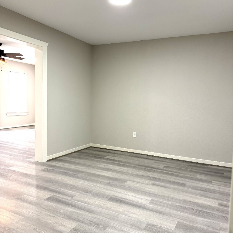4510 Kingsbury Street Houston, TX 77021 - Photo 5 of 13 Dining Room