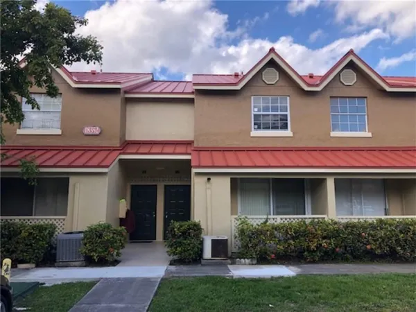 $1,850 | 18352 Northwest 68th Avenue, Unit E, Hialeah, FL 33015