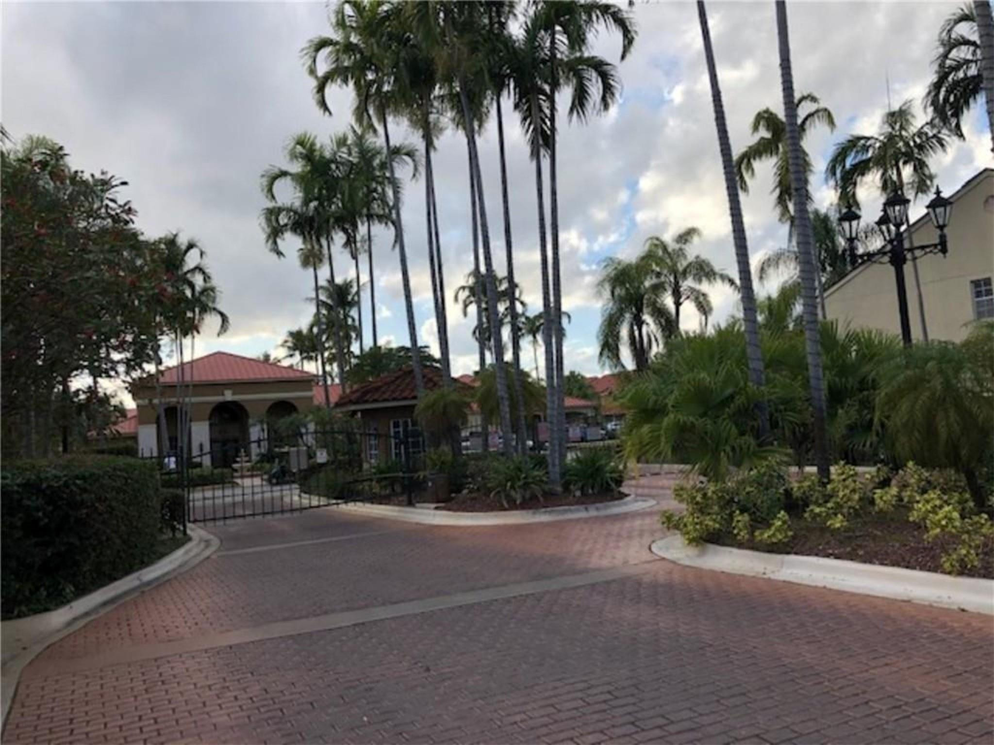 18352 Northwest 68th Avenue, Unit E Hialeah, FL 33015 - Photo 2 of 34 Photo 2