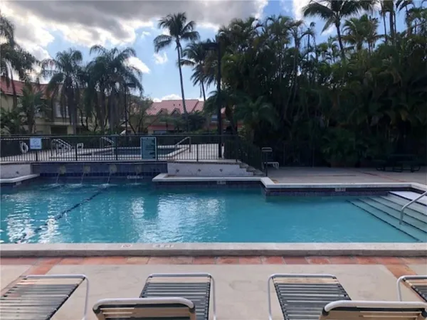 $1,850 | 18352 Northwest 68th Avenue, Unit E, Hialeah, FL 33015