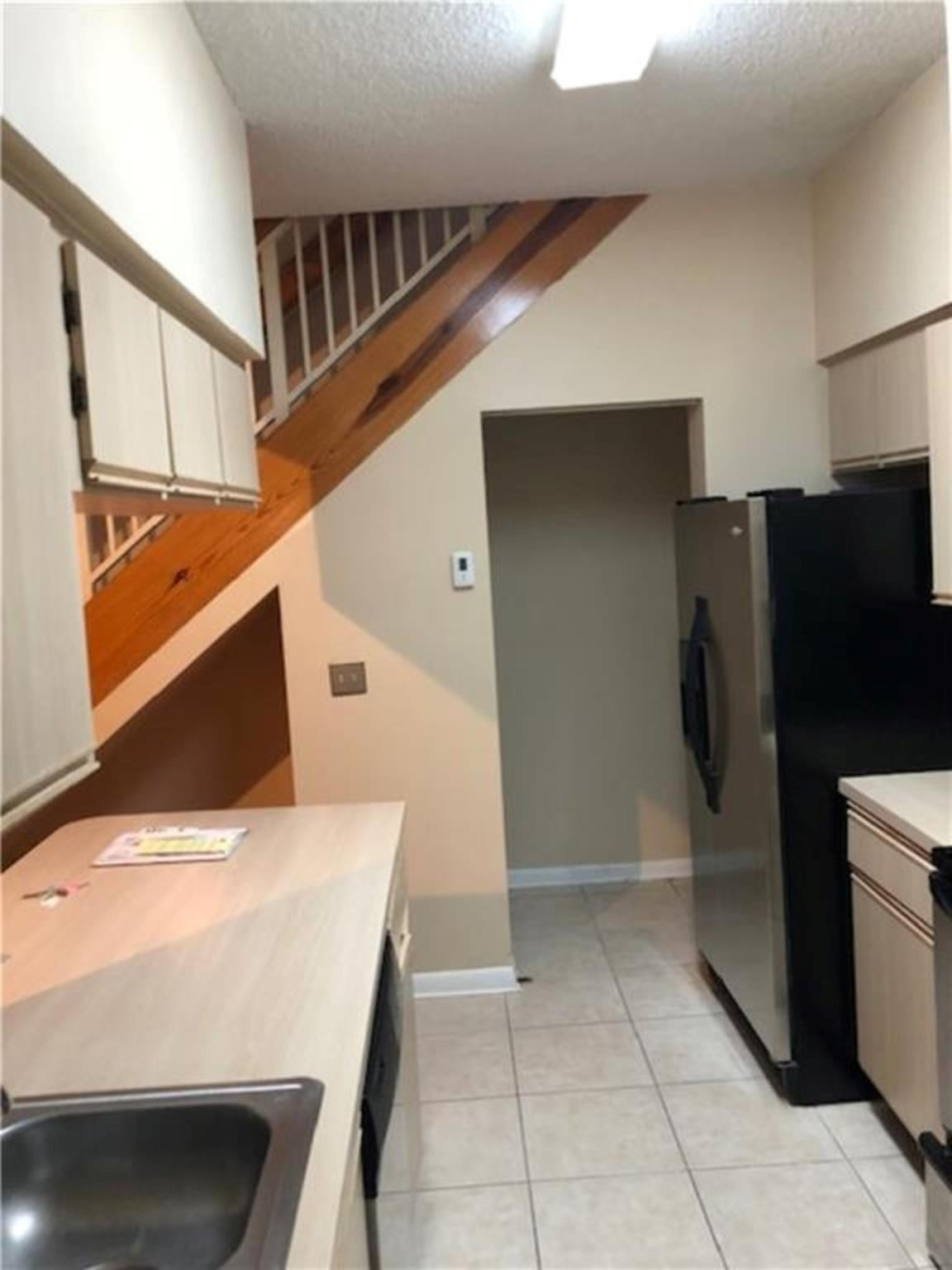18352 Northwest 68th Avenue, Unit E Hialeah, FL 33015 - Photo 10 of 34 Photo 10