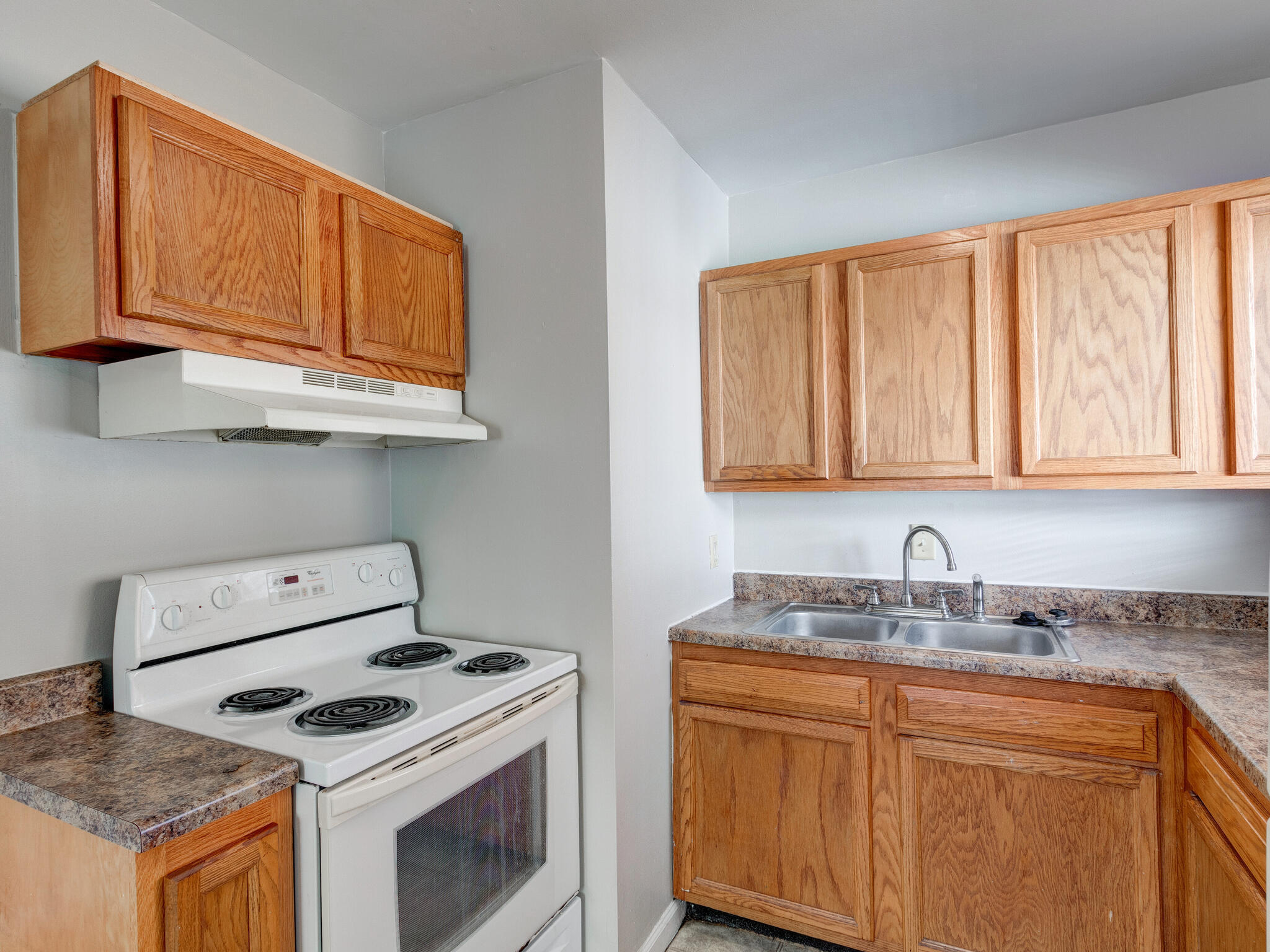 3930 Bertrand Road Indianapolis, IN 46222 - Photo 8 of 21 Gallery Image 8