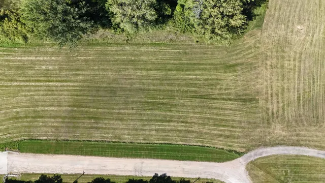 $199,500 | 1801 Pryor Avenue North, Glencoe, MN 55336