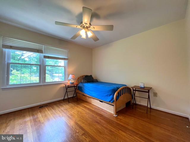 212 Farmgate Lane Silver Spring, MD 20905 - Photo 16 of 33 Bedroom 2