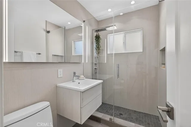 $1,798,000 | 1114 Goodman Avenue, Redondo Beach, CA 90278