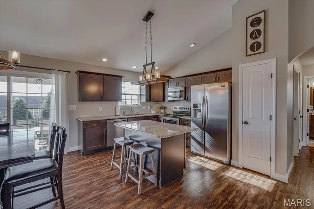 $380,000 | 456 North Haven Drive, Farmington, MO 63640