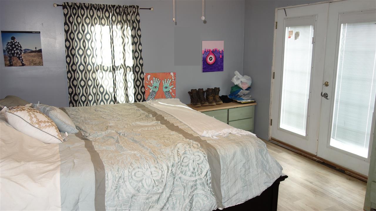 8005 Peet Road Chesaning, MI 48616 - Photo 14 of 20