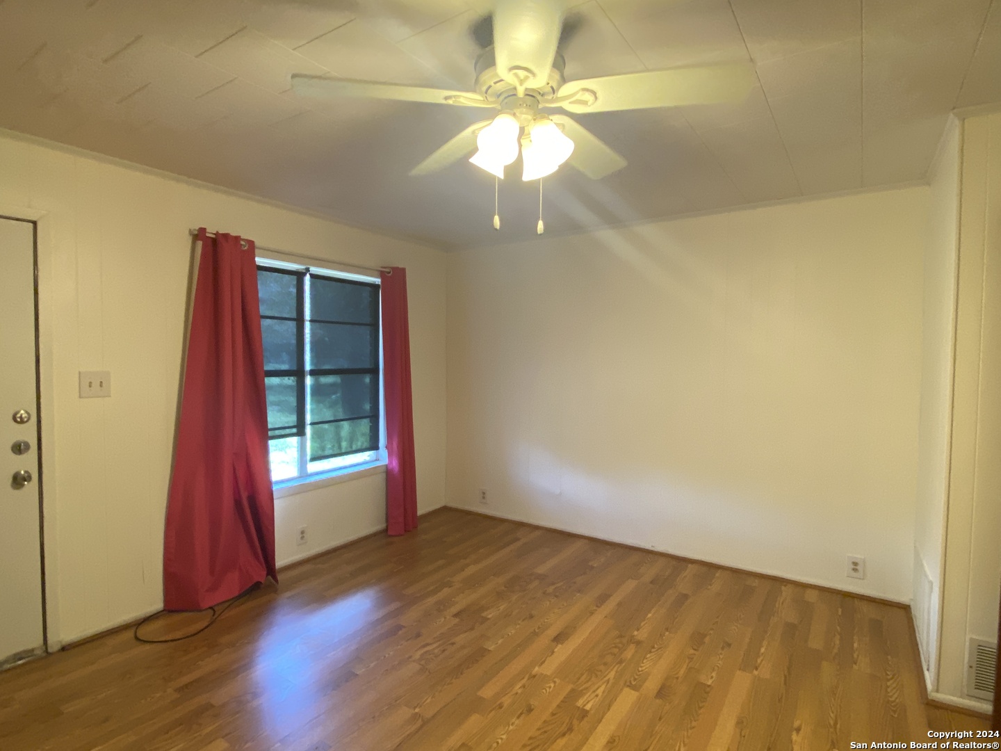 1695 Arnold Road Poteet, TX 78065 - Photo 18 of 29