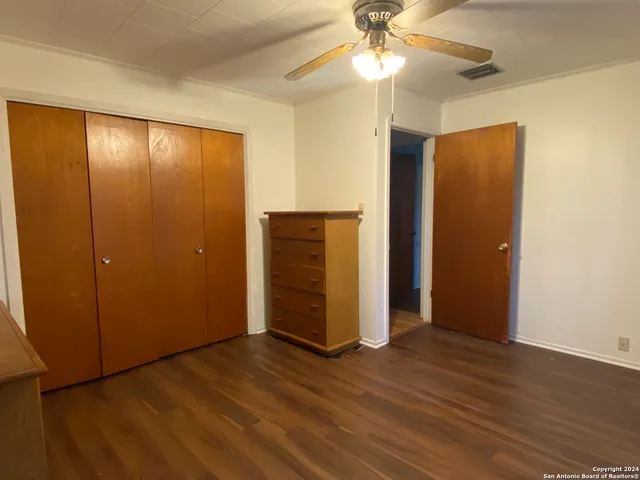 $1,700 | 1695 Arnold Road, Poteet, TX 78065