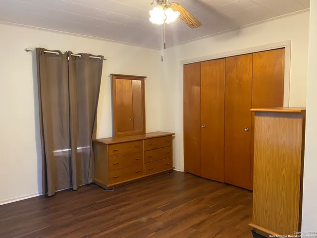 $1,700 | 1695 Arnold Road, Poteet, TX 78065