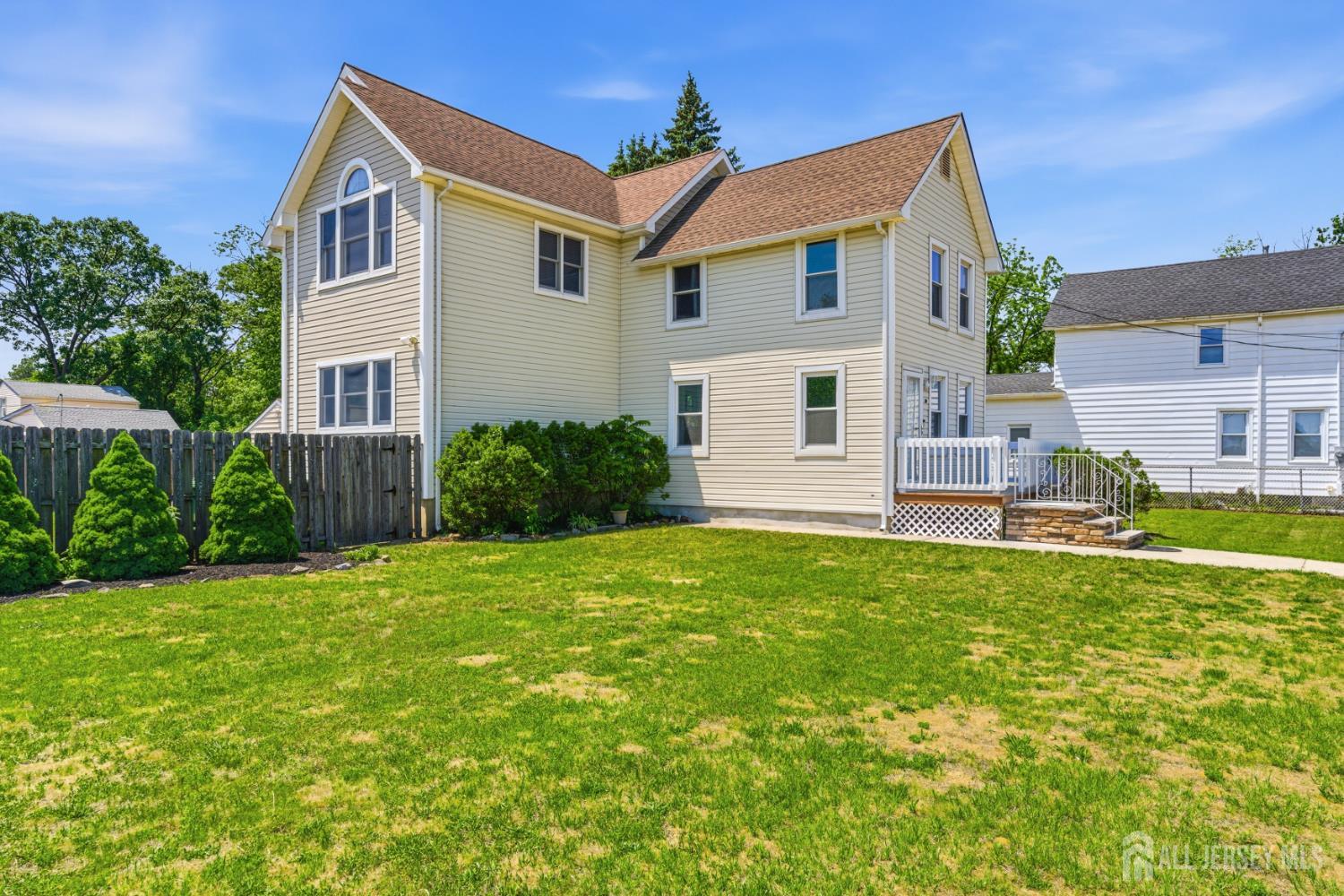 39 Kearney Road Sayreville, NJ 08879 - Photo 1 of 40