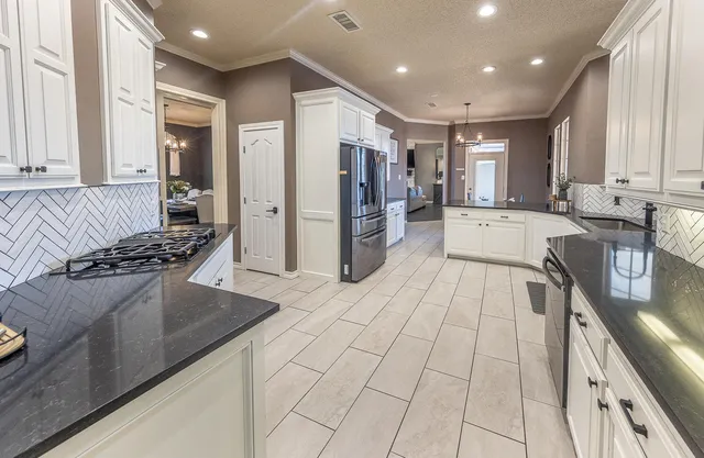 $619,000 | 4009 100th Street, Lubbock, TX 79423