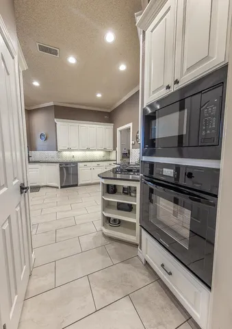 $619,000 | 4009 100th Street, Lubbock, TX 79423