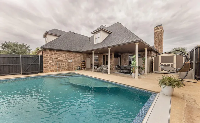 $619,000 | 4009 100th Street, Lubbock, TX 79423