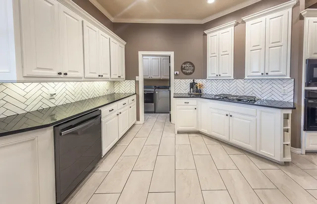 $619,000 | 4009 100th Street, Lubbock, TX 79423