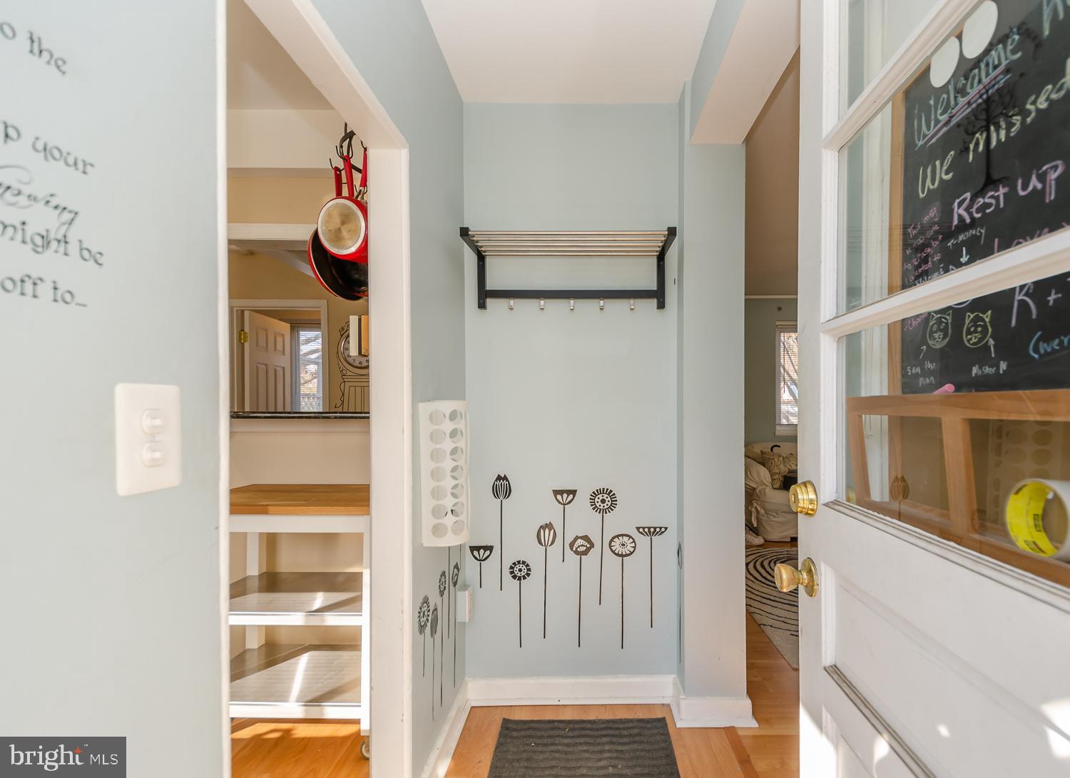 25 Ridge Road, Unit F Greenbelt, MD 20770 - Photo 2 of 22 Foyer