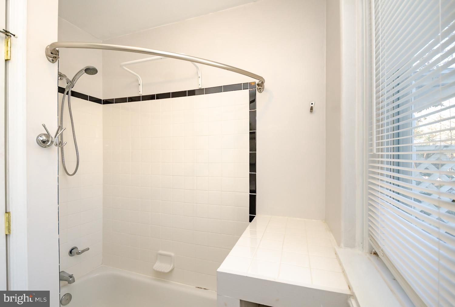 25 Ridge Road, Unit F Greenbelt, MD 20770 - Photo 12 of 22 Full Bath