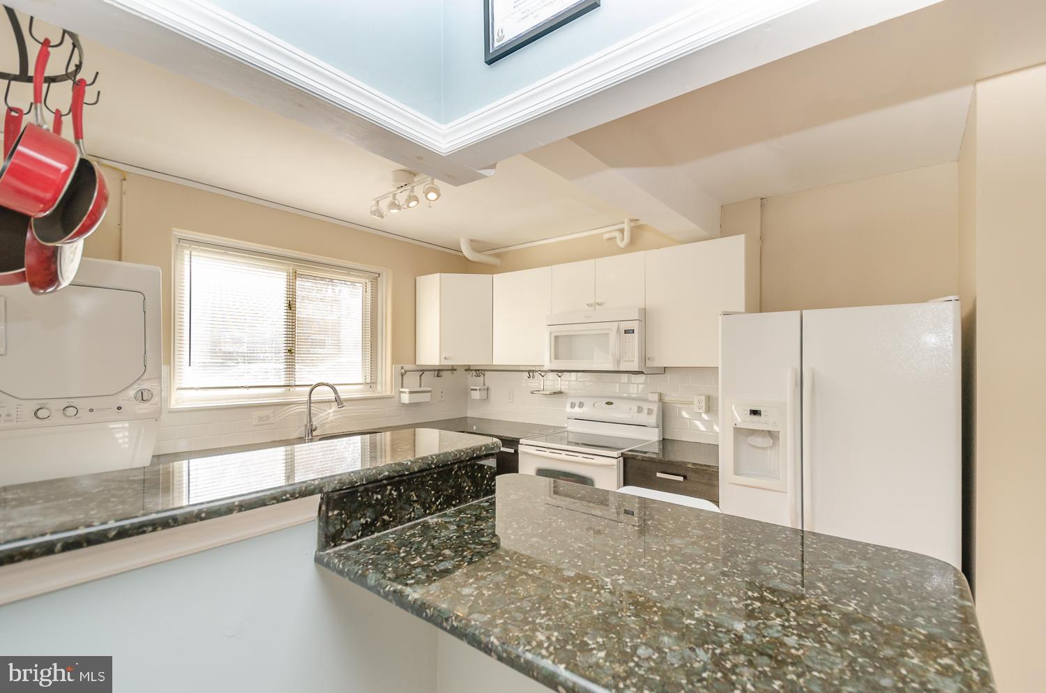 25 Ridge Road, Unit F Greenbelt, MD 20770 - Photo 5 of 22 Kitchen 3rd view