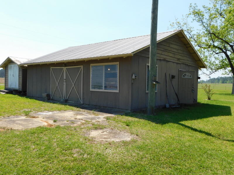 6433 Hall Road Jay, FL 32565 - Photo 2 of 48 DSCN9871