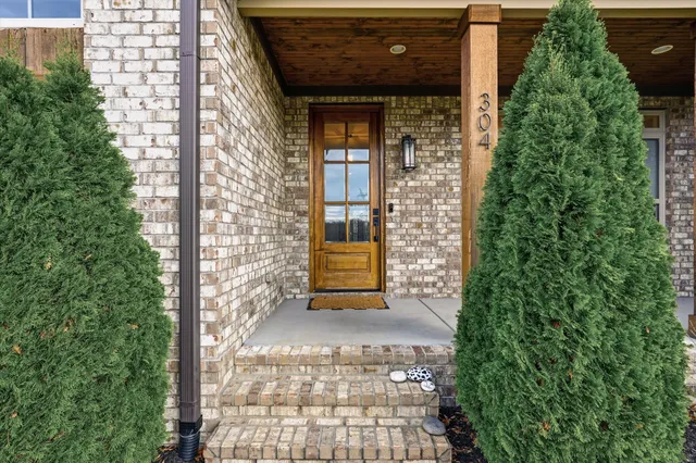 $1,099,900 | 304 Kelsey Grace Place, Mount Juliet, TN 37122