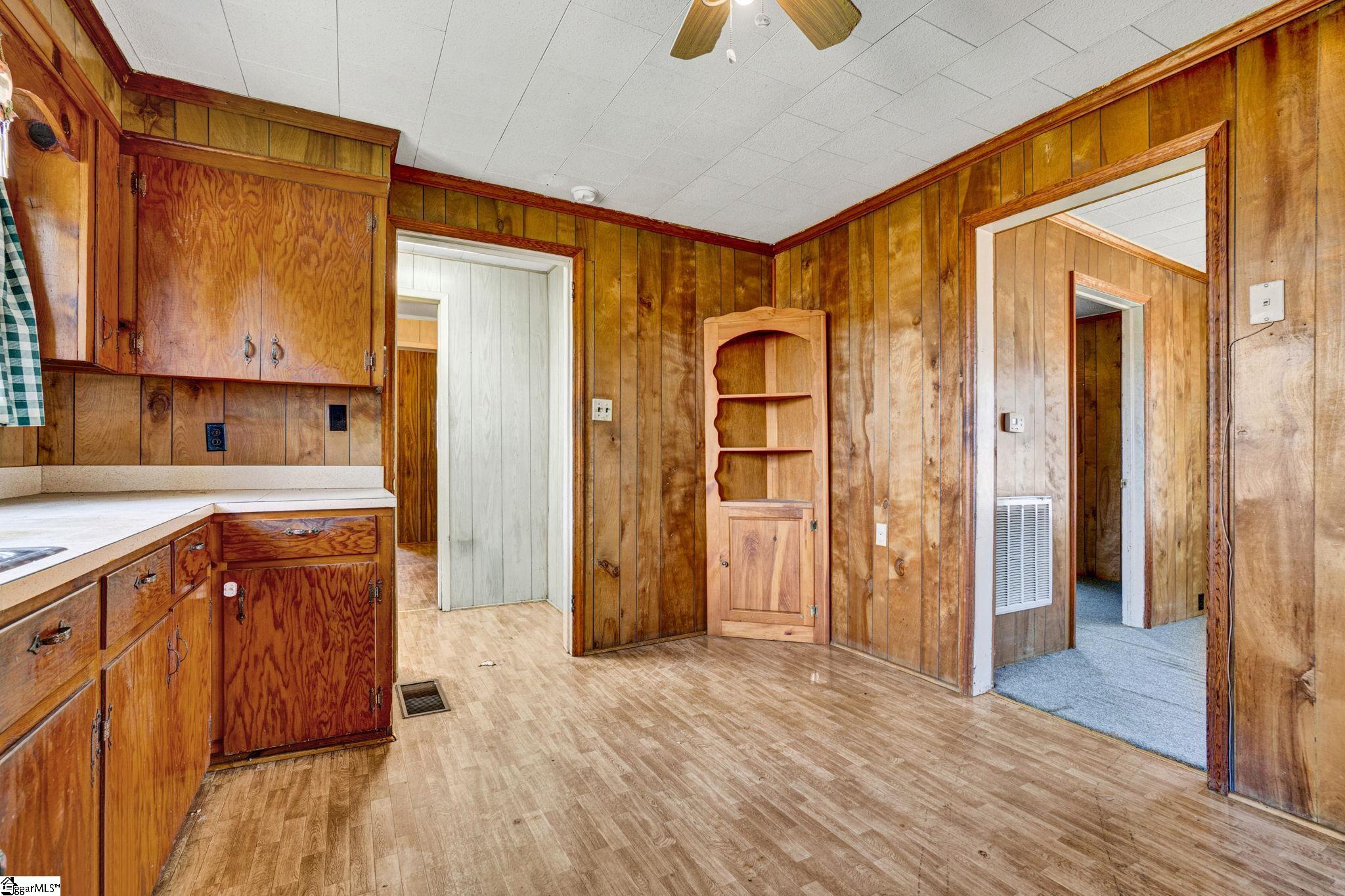 5783 Indian Mound Road Waterloo, SC 29384 - Photo 7 of 38
