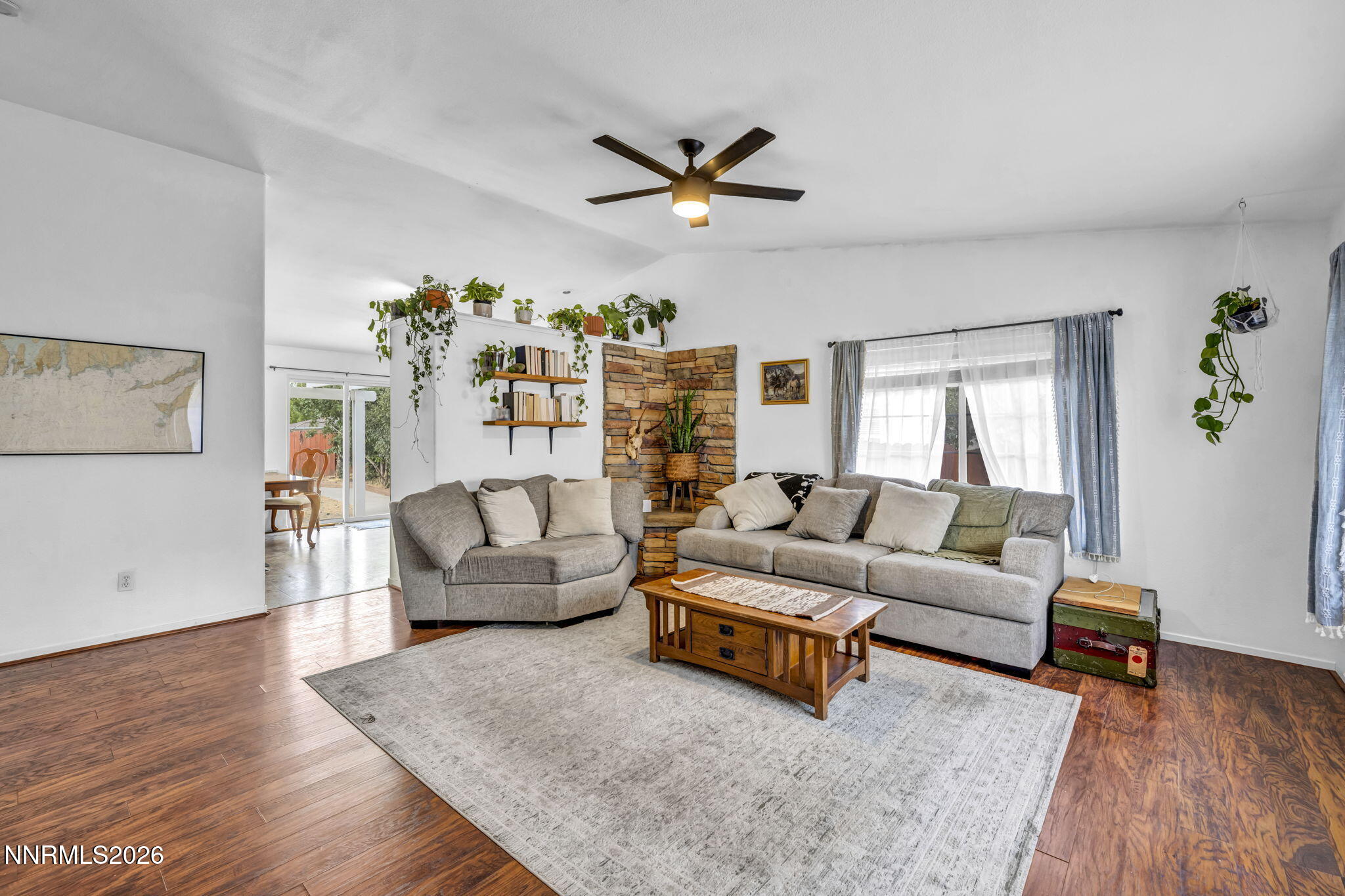 18230 Silverleaf Court Reno, NV 89508 - Photo 11 of 38 s25 - Copy