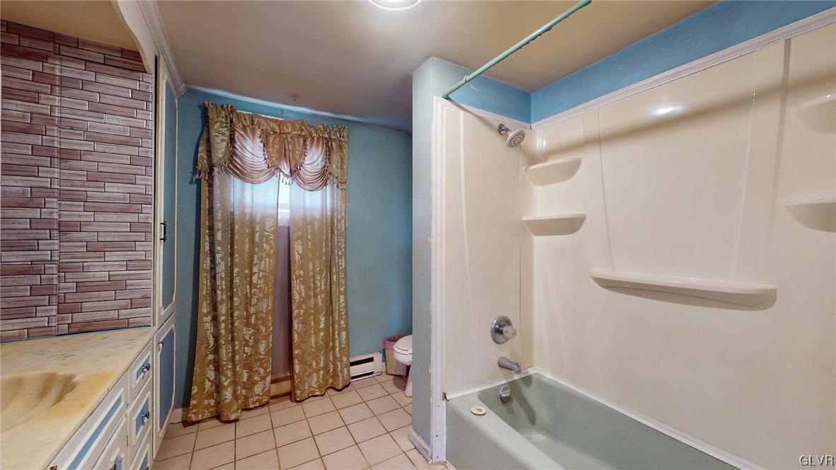 8044 Airport Road Bath, PA 18014 - Photo 29 of 40 Full Bath