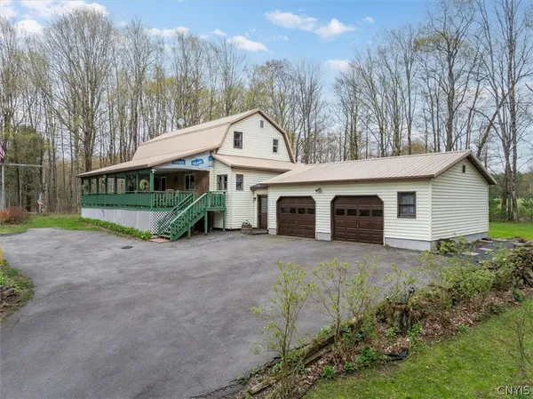 $359,900 | 122 County Rte 17A, Williamstown, NY 13493
