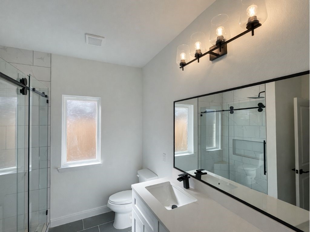 809 South Colbert Street Dayton, TX 77535 - Photo 5 of 8