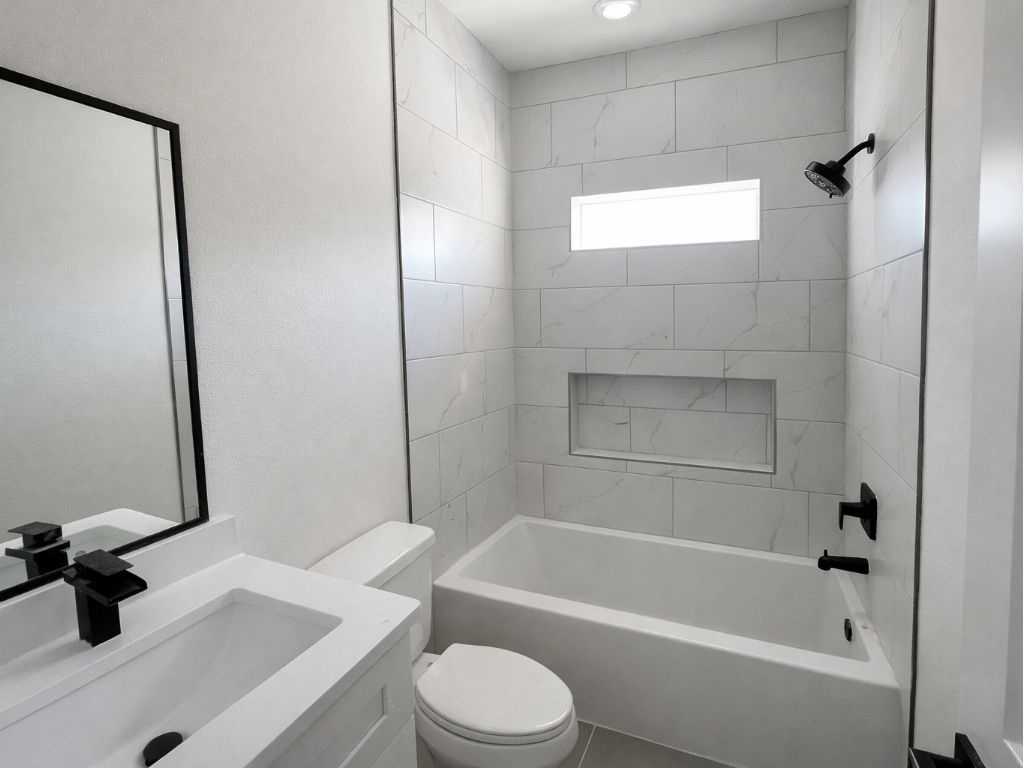 809 South Colbert Street Dayton, TX 77535 - Photo 8 of 8