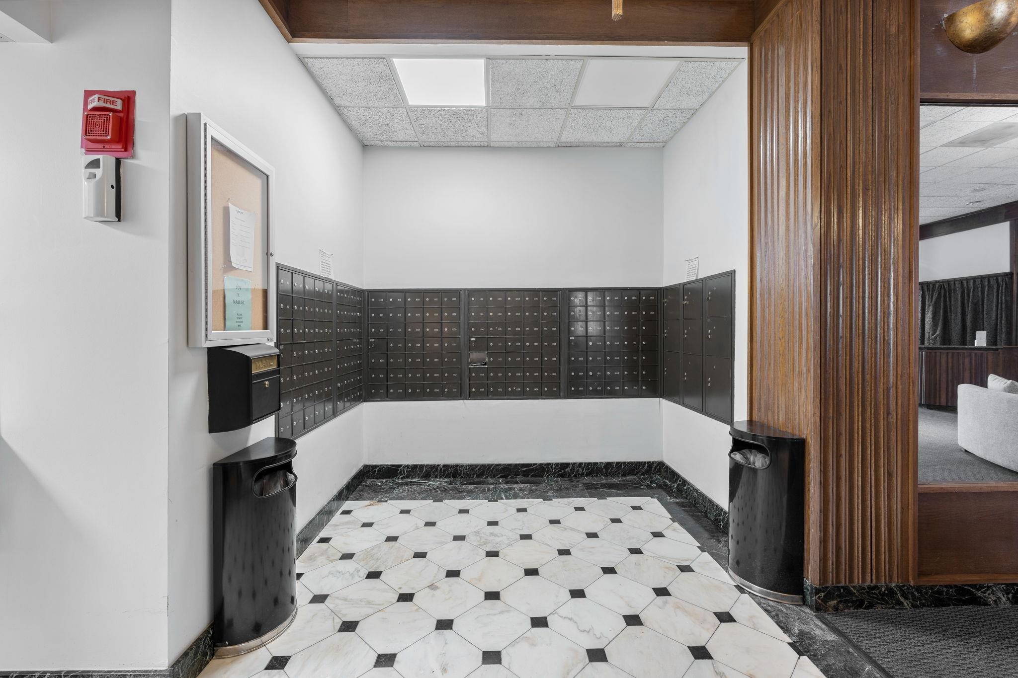 109 North Main Street, Unit 710 Memphis, TN 38103 - Photo 26 of 37 a bathroom with a bathtub and a shower