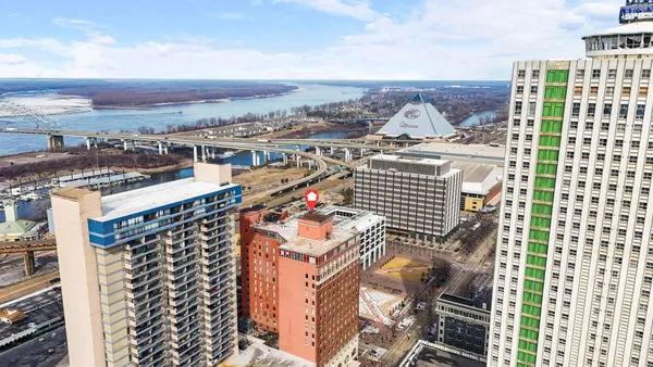 a picture of city view