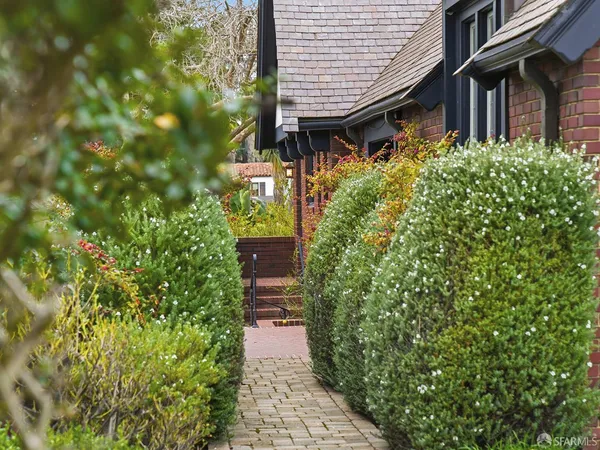 $3,495,000 | 236 King Avenue, Unit C, Piedmont, CA 94610