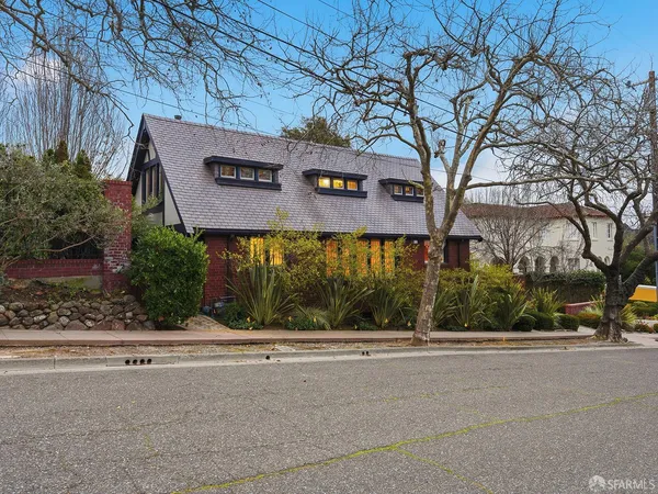 $3,495,000 | 236 King Avenue, Unit C, Piedmont, CA 94610